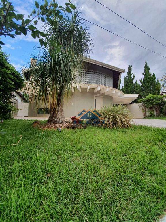 Casa de Condomínio à venda com 3 quartos, 220m² - Foto 3