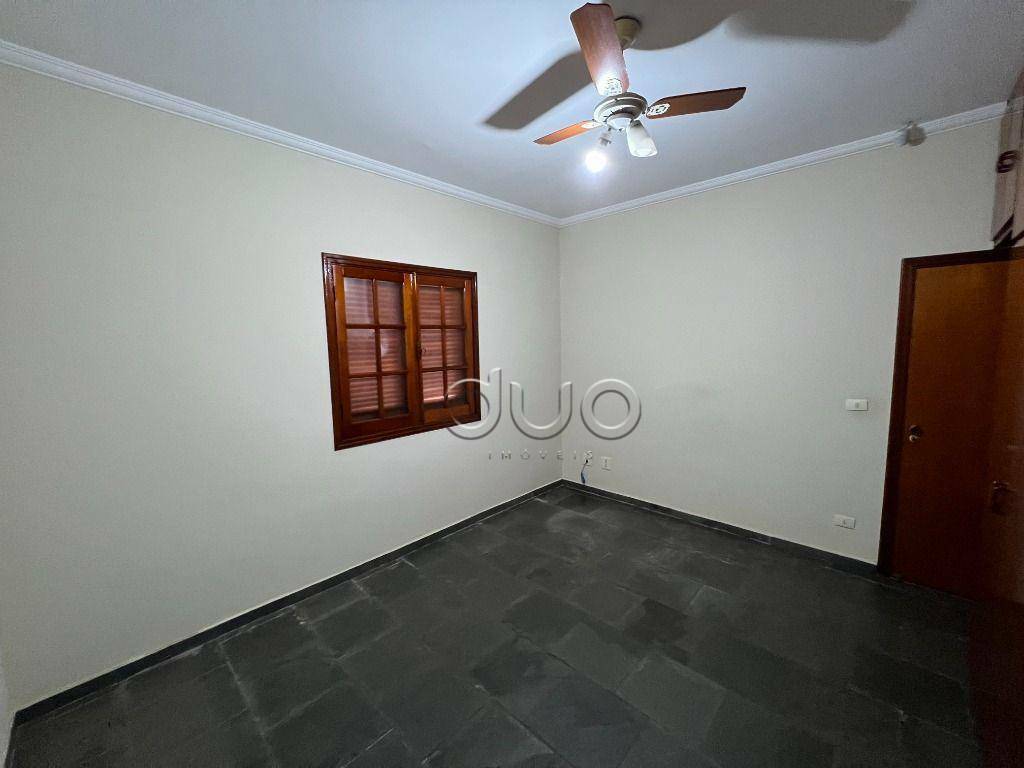 Casa à venda com 3 quartos, 151m² - Foto 18