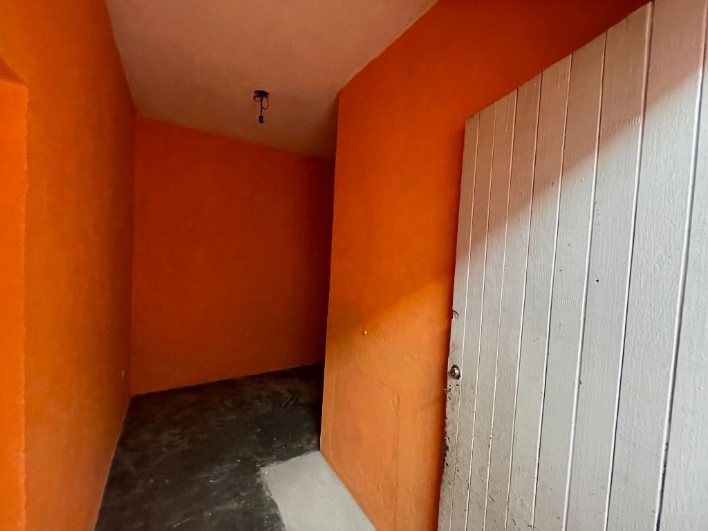 Casa à venda com 2 quartos, 90m² - Foto 15