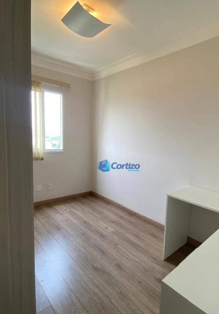 Apartamento à venda com 2 quartos, 69m² - Foto 6