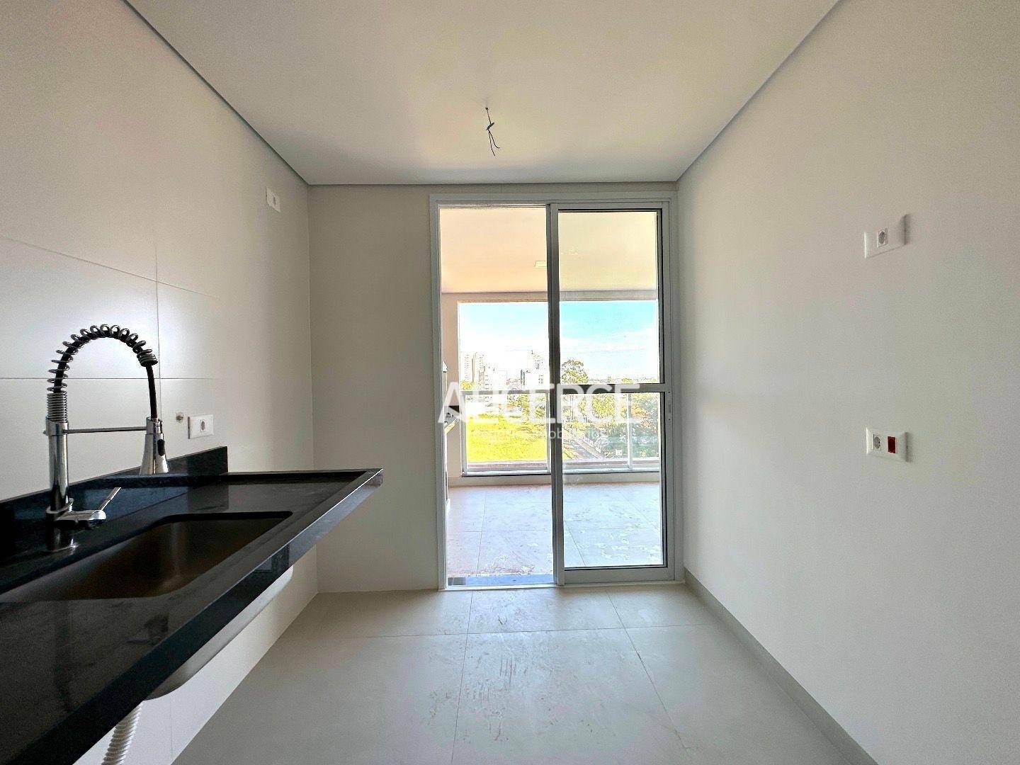 Apartamento à venda com 3 quartos, 150m² - Foto 12