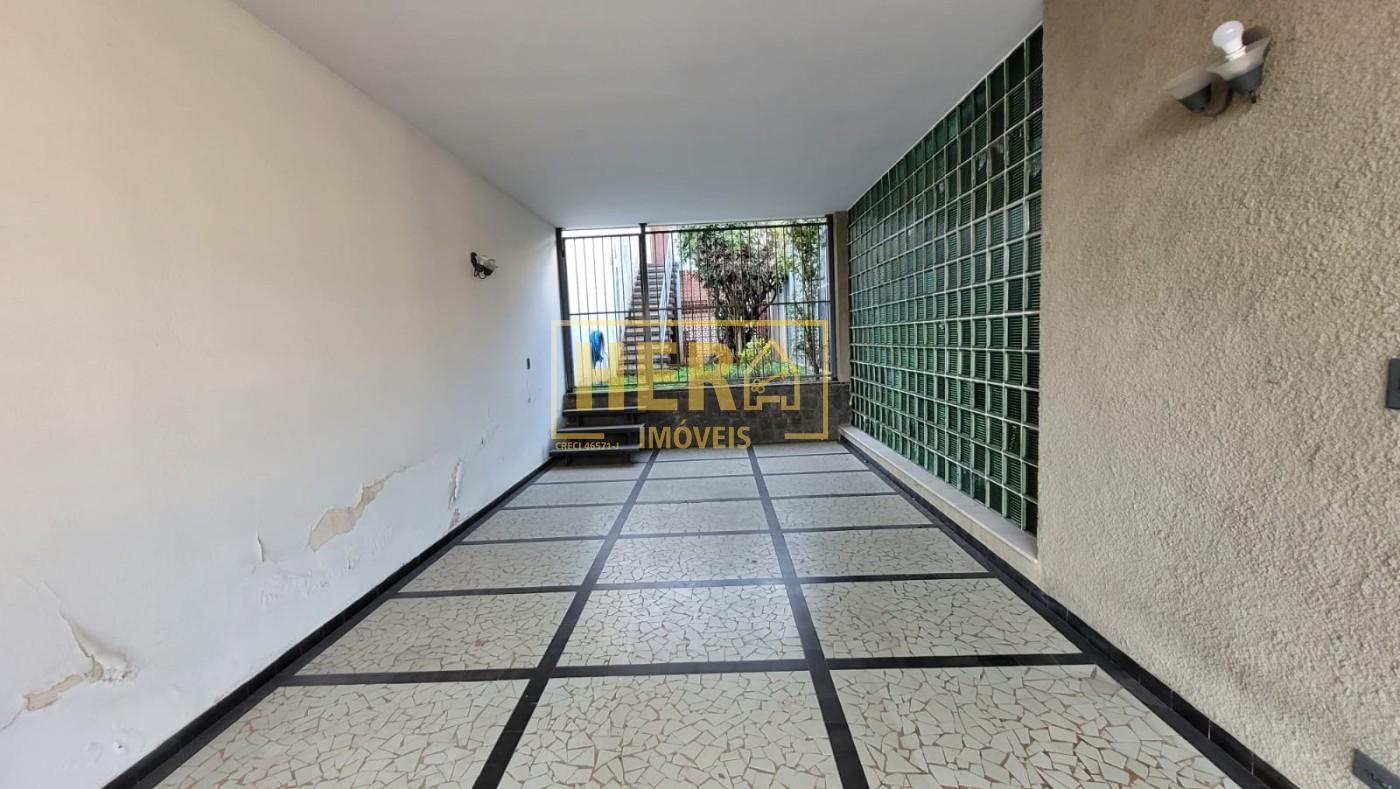 Casa à venda com 3 quartos, 372m² - Foto 4