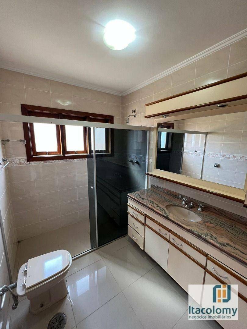 Casa de Condomínio à venda com 4 quartos, 420m² - Foto 16