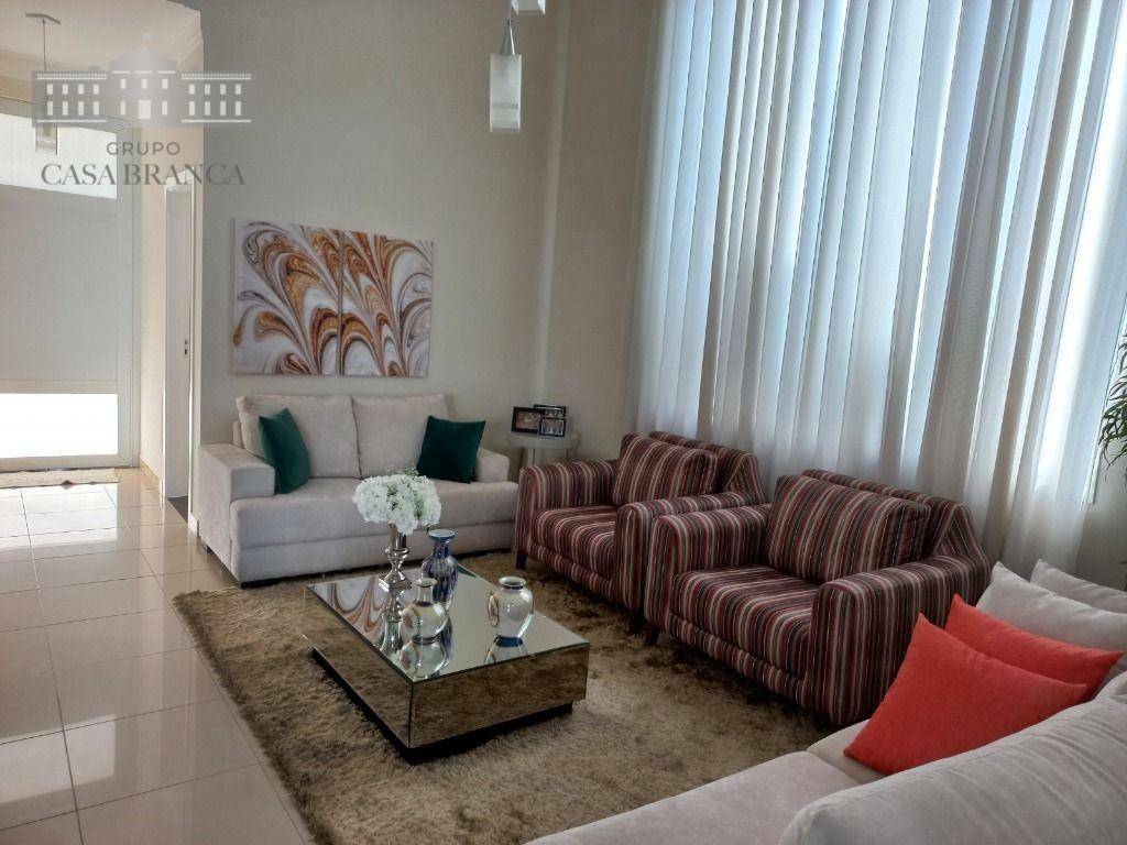 Casa de Condomínio à venda com 3 quartos, 261m² - Foto 3