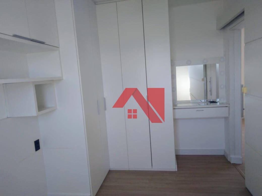 Apartamento à venda com 2 quartos, 65m² - Foto 1