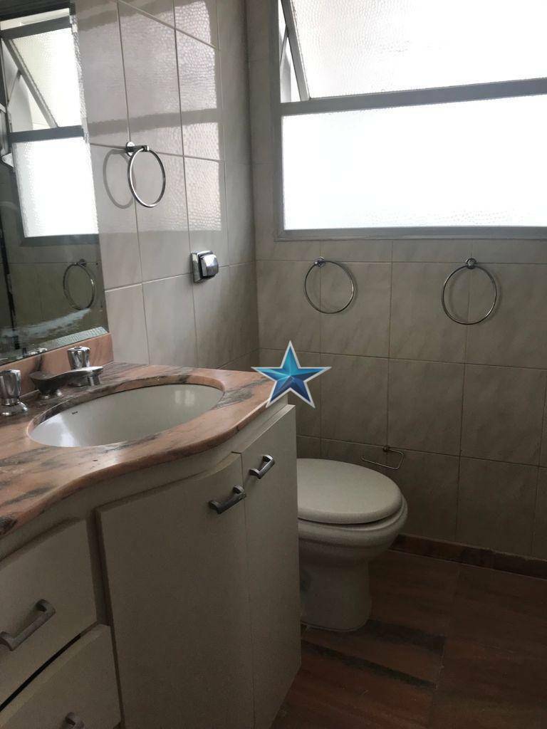 Apartamento para alugar com 4 quartos, 168m² - Foto 12