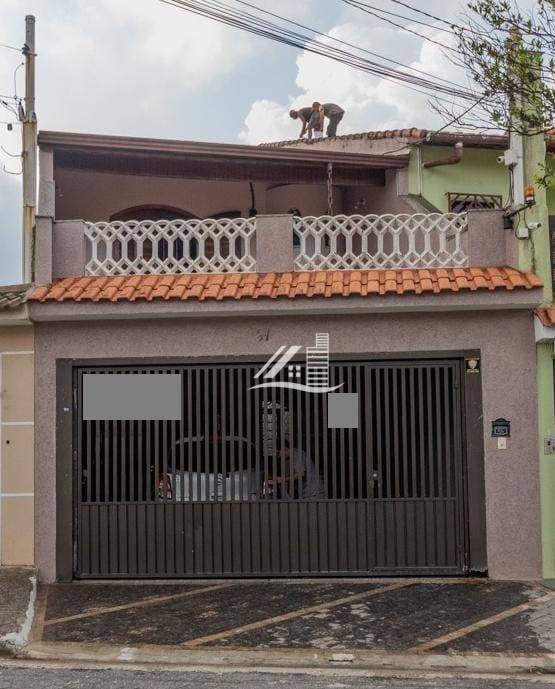 Sobrado à venda com 3 quartos, 228m² - Foto 1