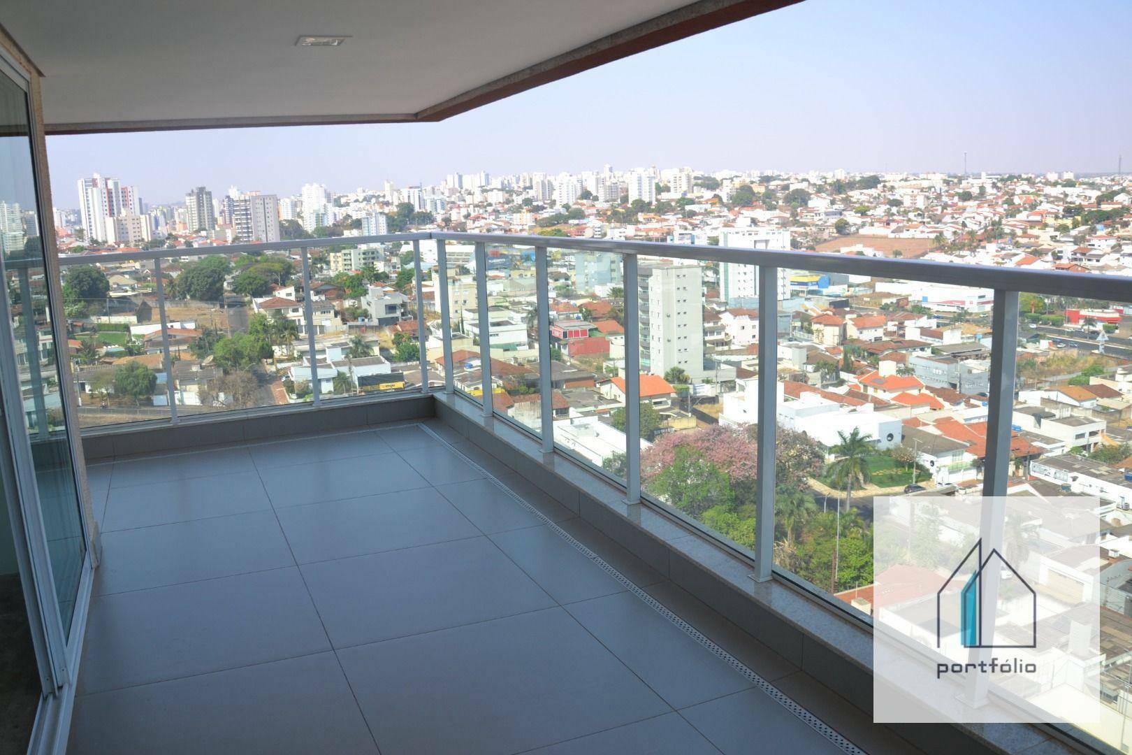 Apartamento à venda com 3 quartos, 180m² - Foto 8