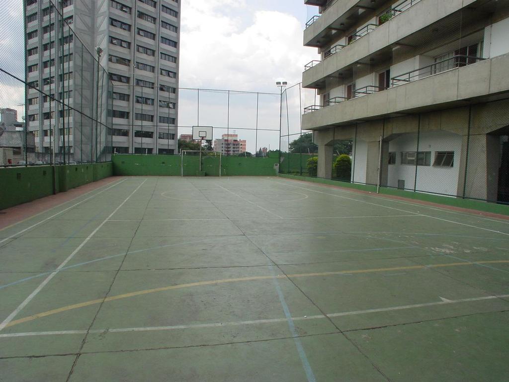 Apartamento à venda com 3 quartos, 157m² - Foto 1