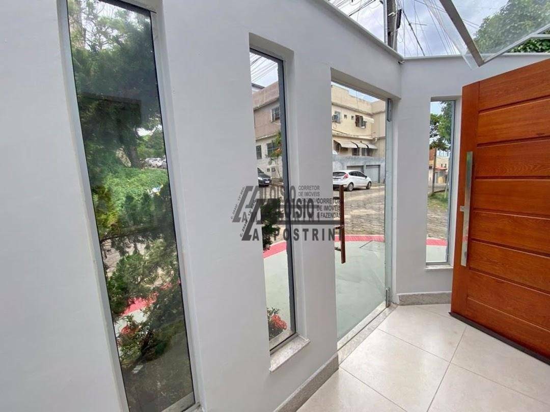 Casa à venda com 3 quartos, 200m² - Foto 7