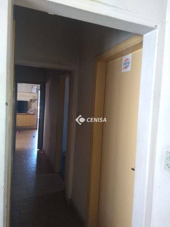 Casa à venda com 4 quartos, 220m² - Foto 11