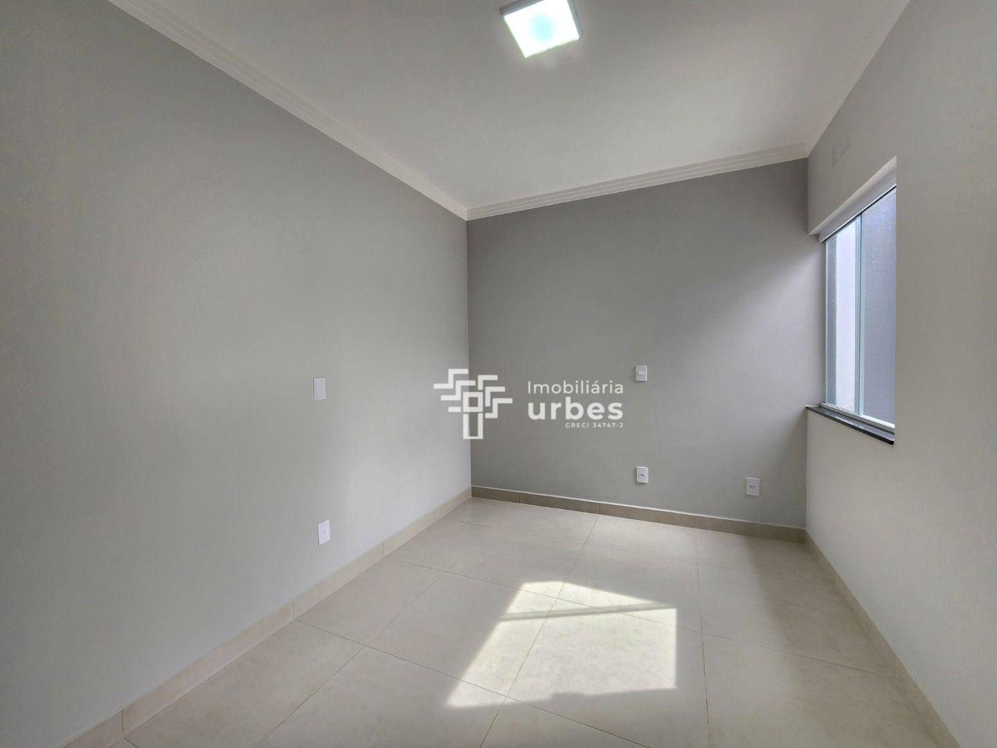 Casa à venda com 3 quartos, 130m² - Foto 7