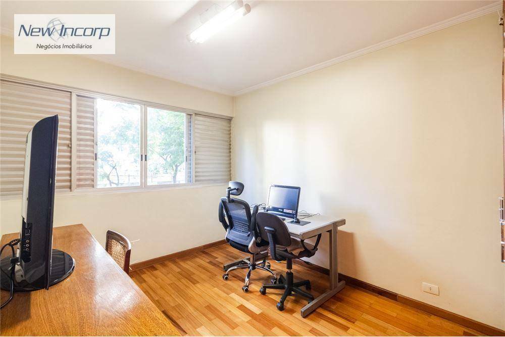 Apartamento à venda com 4 quartos, 187m² - Foto 14