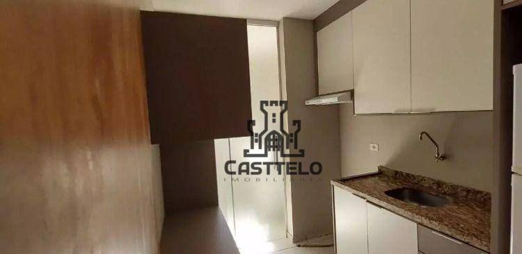 Apartamento à venda com 3 quartos, 72m² - Foto 2