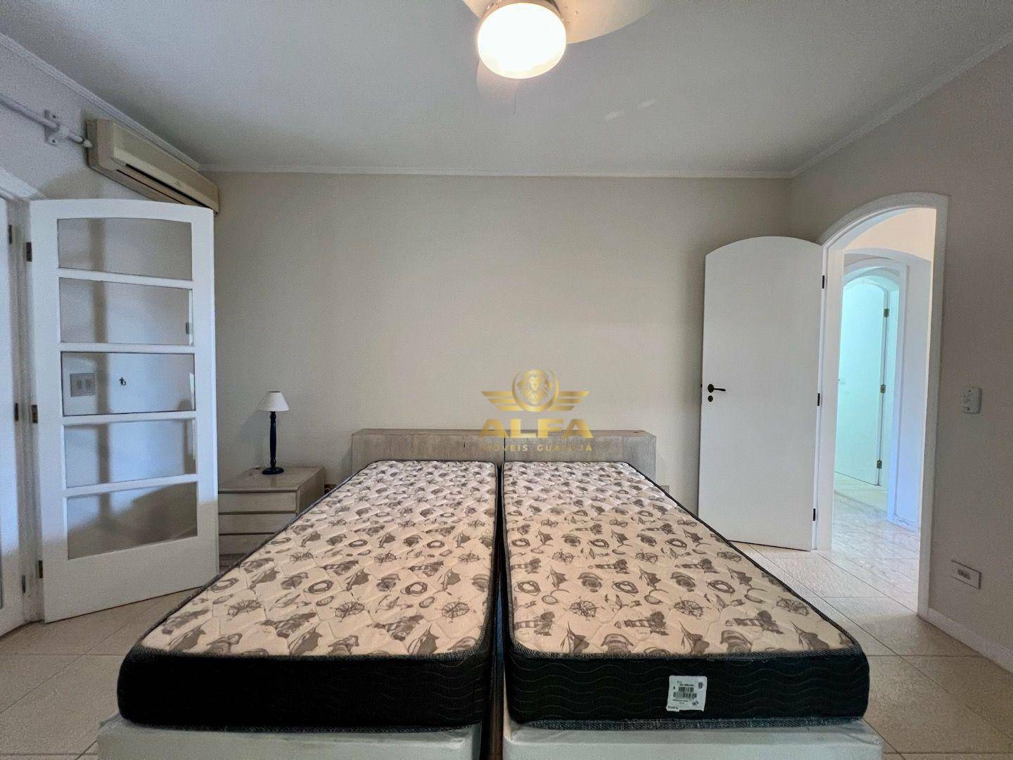 Casa de Condomínio à venda com 4 quartos, 400m² - Foto 26