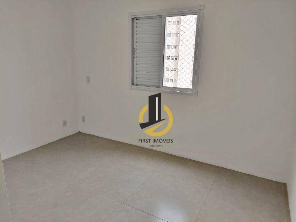 Apartamento à venda com 2 quartos, 68m² - Foto 14