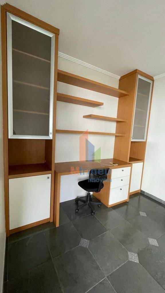 Apartamento à venda com 1 quarto, 70m² - Foto 11