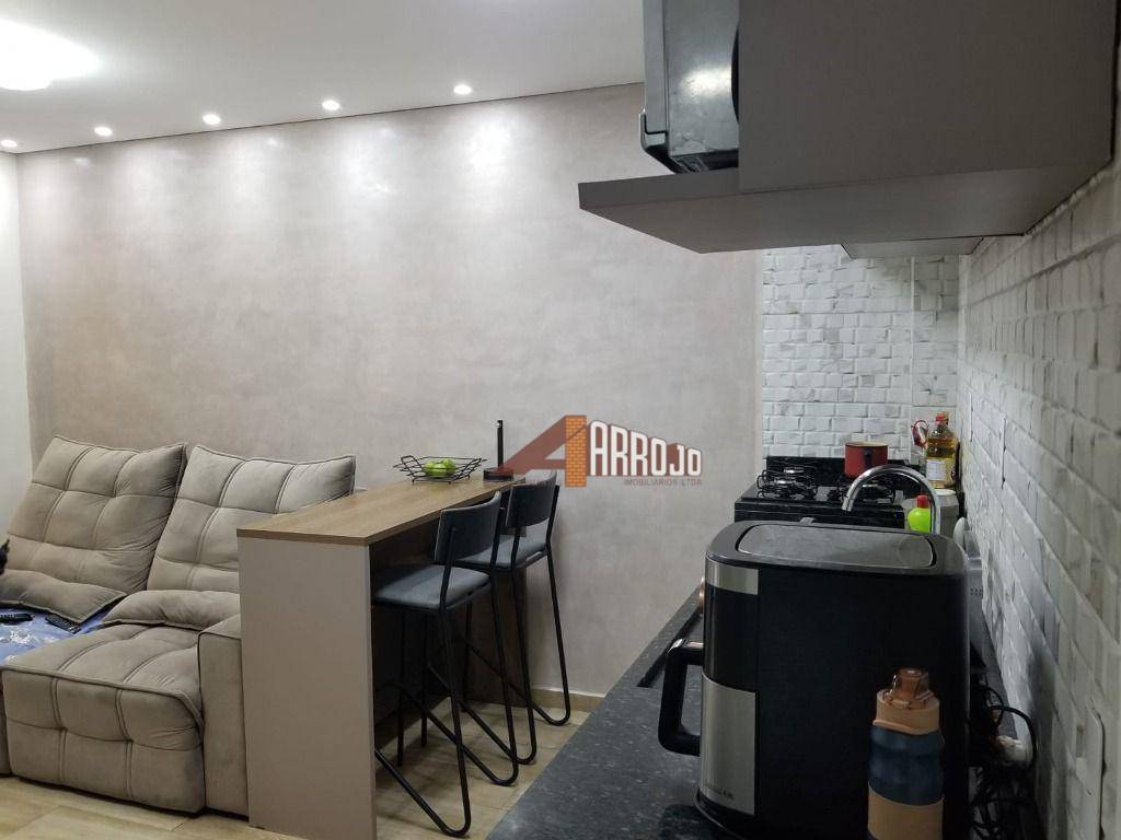 Apartamento à venda com 2 quartos, 38m² - Foto 6