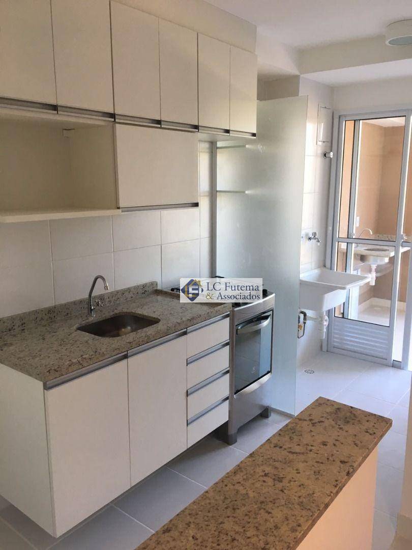 Apartamento à venda com 2 quartos, 61m² - Foto 2