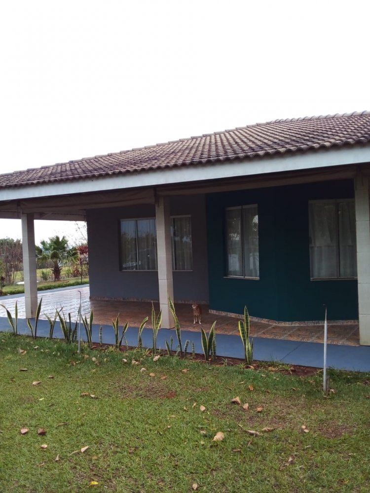 Chácara, 3 quartos, 2200 m² - Foto 1