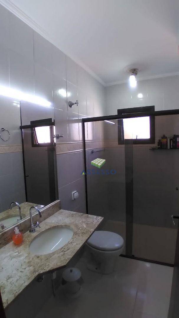 Casa à venda com 3 quartos, 185m² - Foto 28