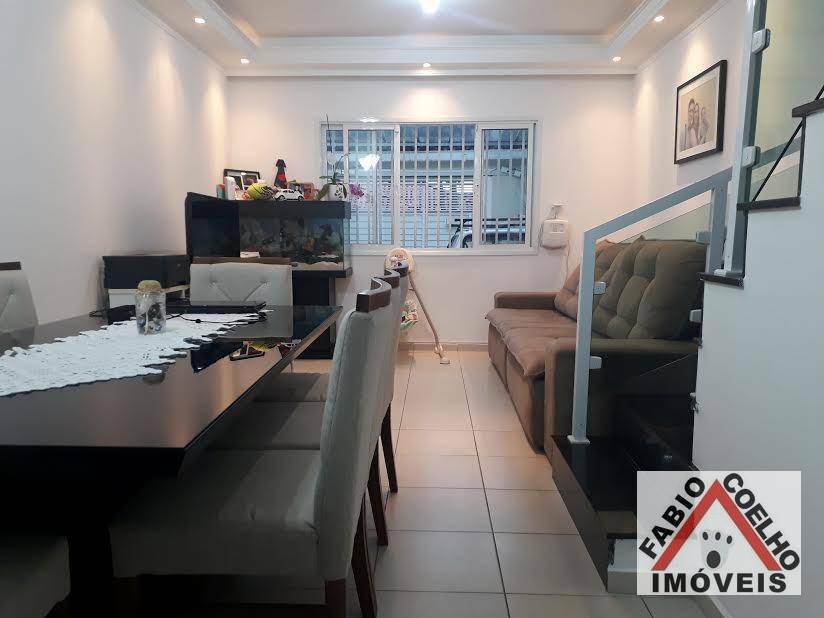 Sobrado à venda com 3 quartos, 110m² - Foto 1