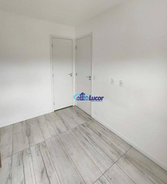 Apartamento à venda com 2 quartos, 38m² - Foto 19