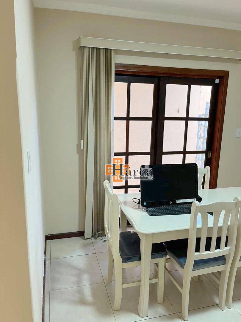 Sobrado à venda com 3 quartos, 200m² - Foto 21