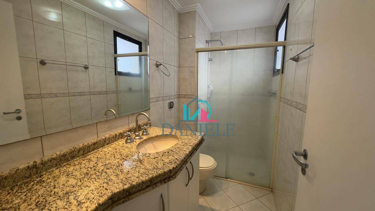 Apartamento à venda com 3 quartos, 168m² - Foto 13