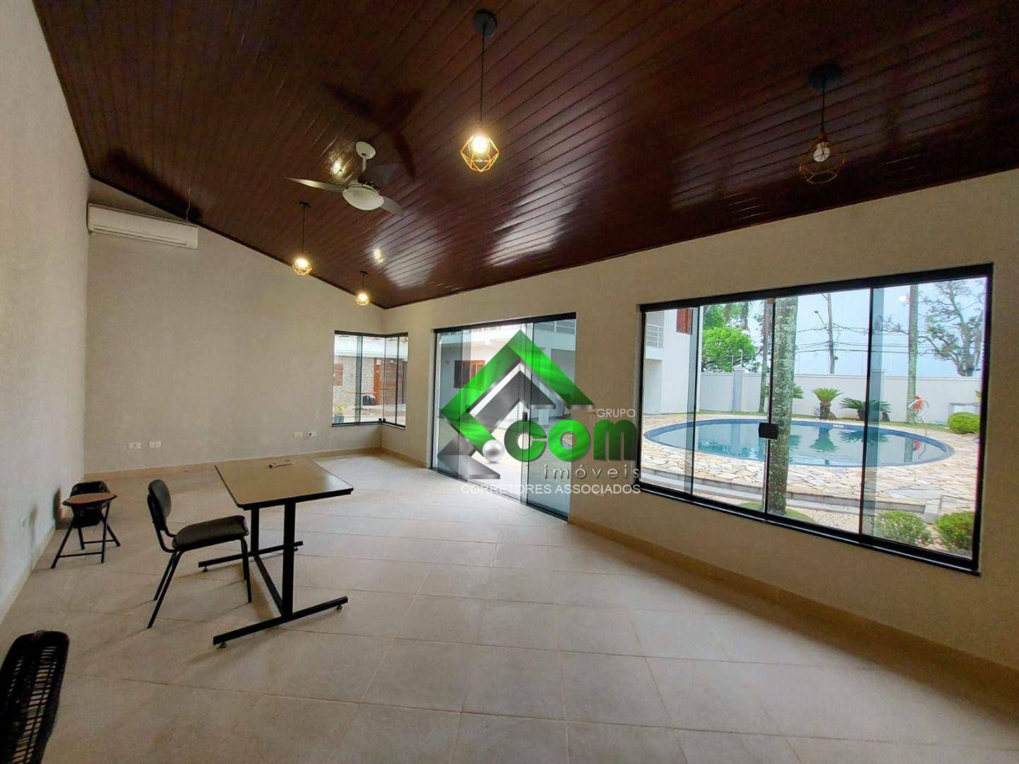 Casa à venda com 3 quartos, 321m² - Foto 6