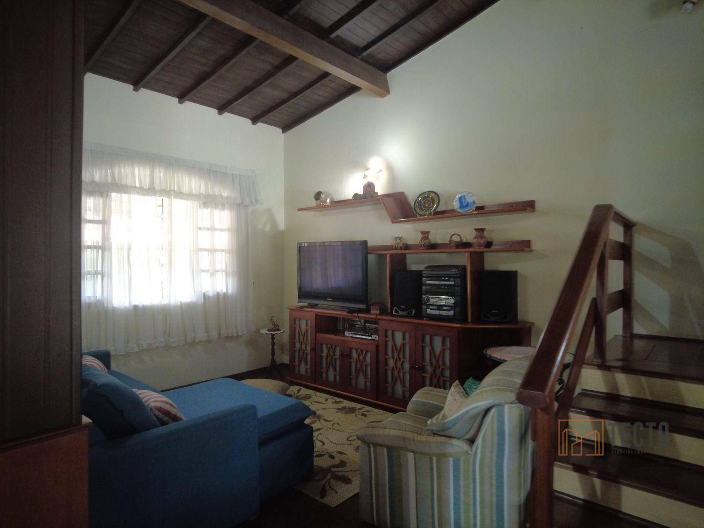 Casa à venda e aluguel com 3 quartos, 384m² - Foto 8