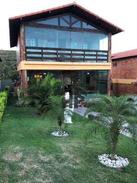 Casa de Condomínio à venda com 4 quartos, 217m² - Foto 2