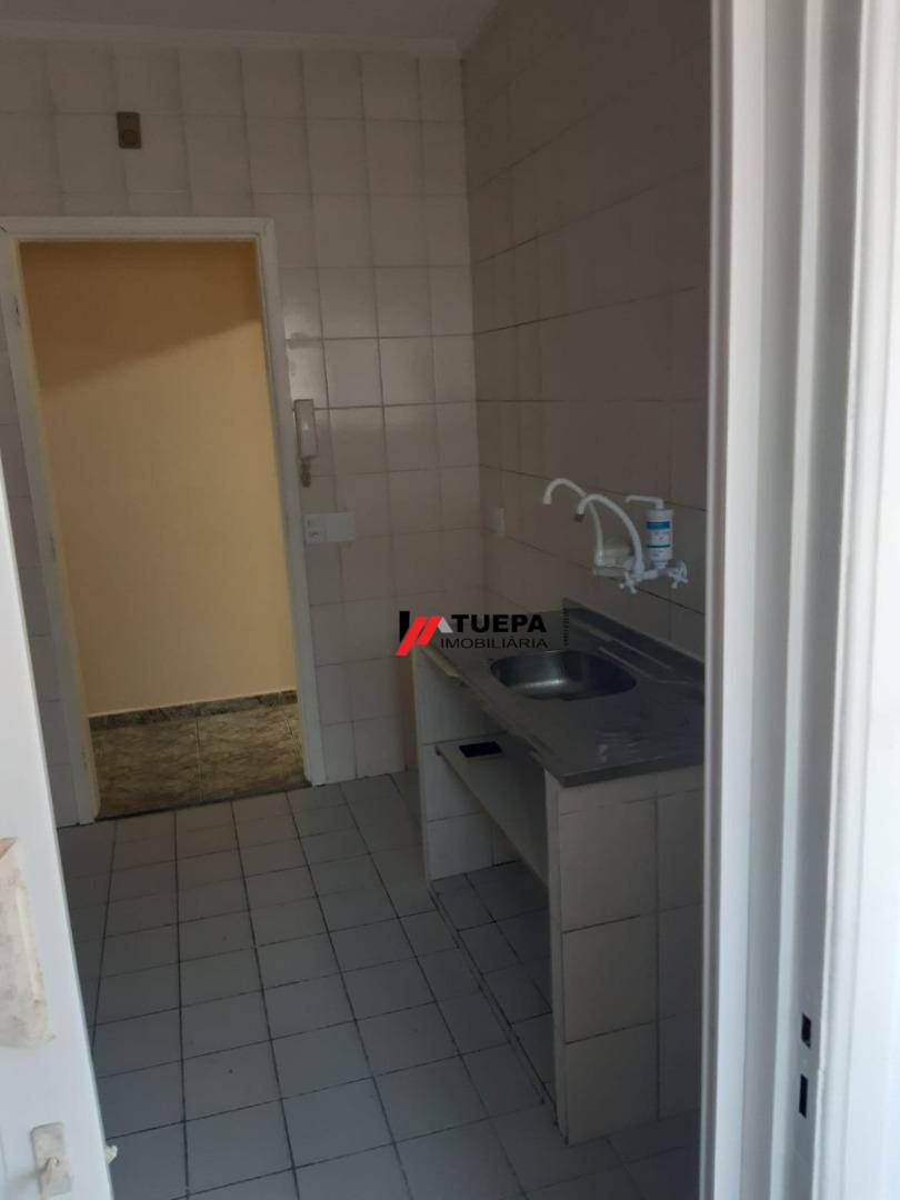 Apartamento à venda com 2 quartos, 66m² - Foto 3