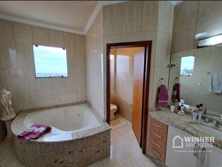 Sobrado à venda com 3 quartos, 315m² - Foto 14