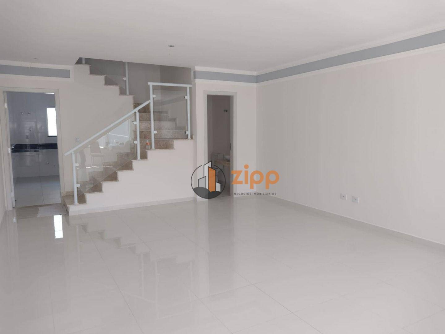 Sobrado à venda com 3 quartos, 136m² - Foto 3