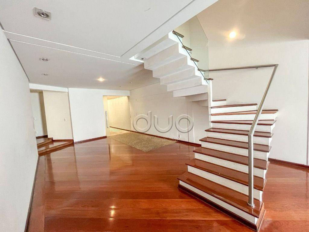 Casa, 3 quartos, 302 m² - Foto 3