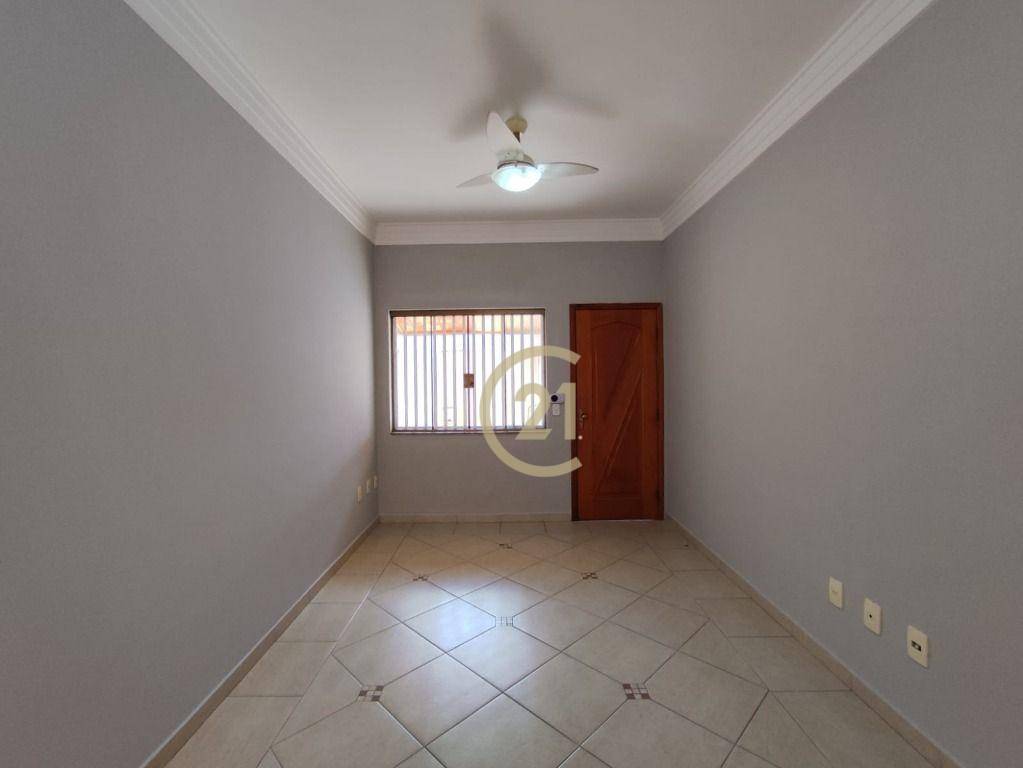 Casa para alugar com 3 quartos, 134m² - Foto 18