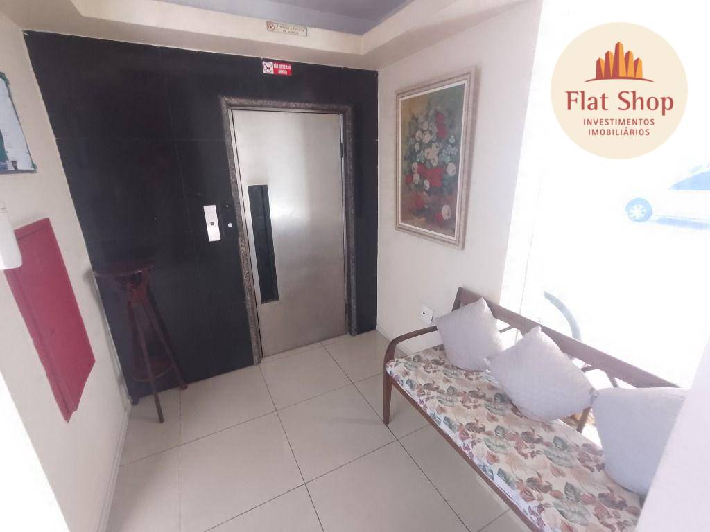 Apartamento à venda com 2 quartos, 71m² - Foto 2