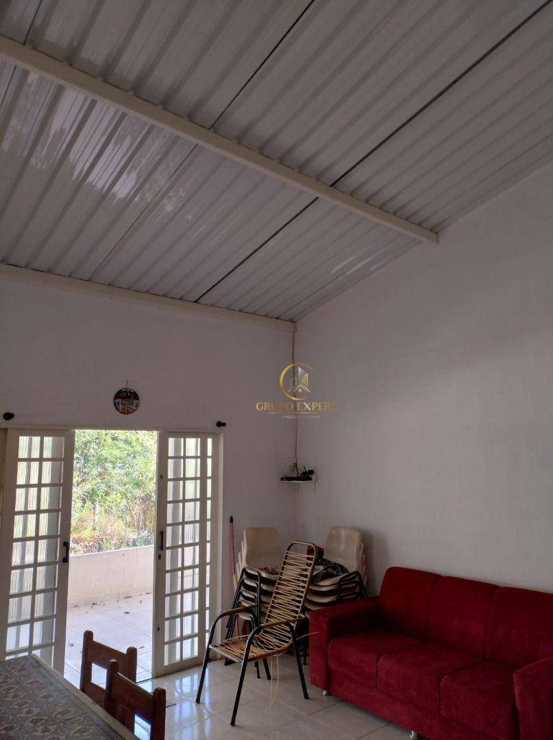 Chácara à venda com 3 quartos, 80m² - Foto 10