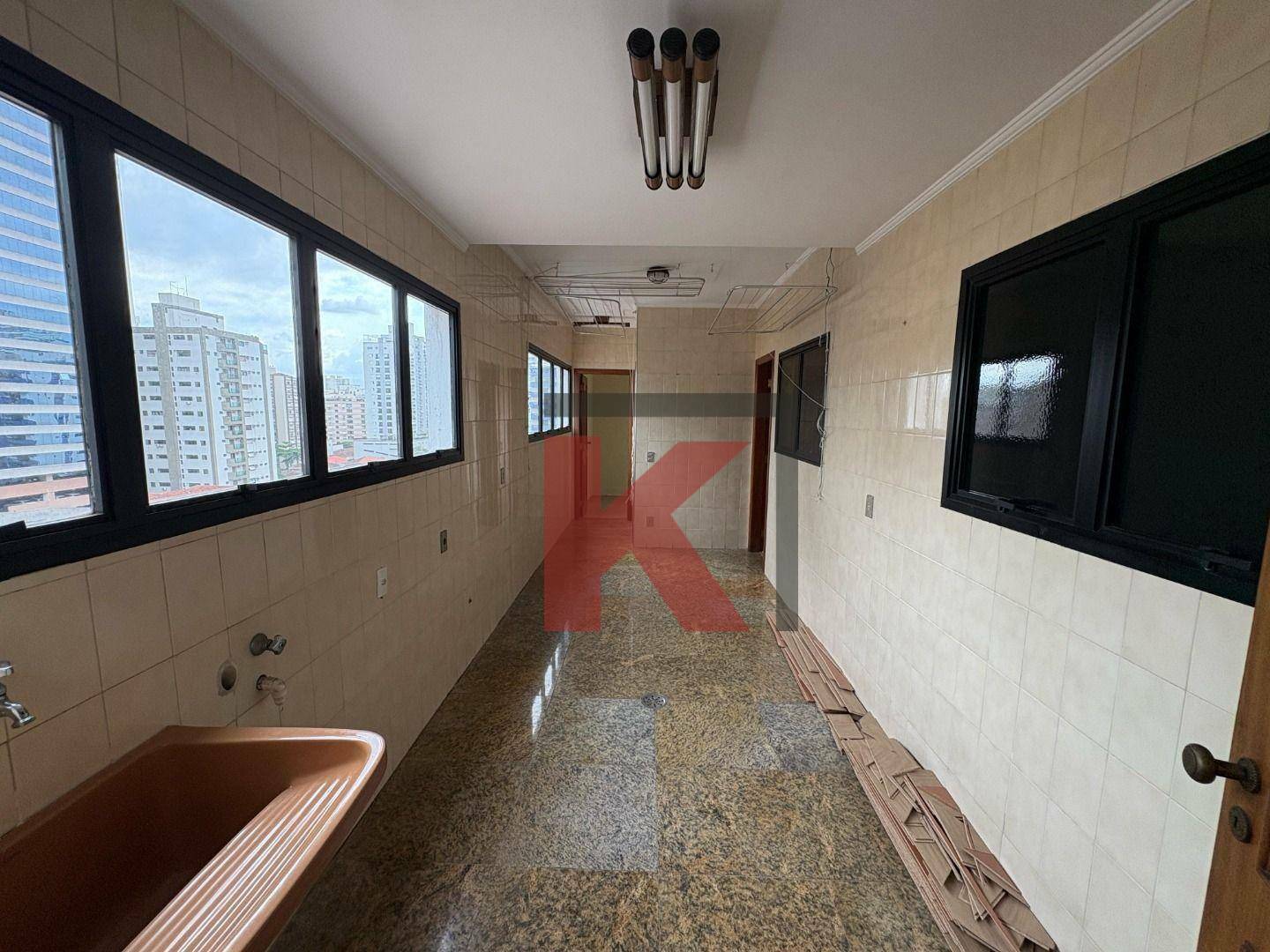 Apartamento para alugar com 4 quartos, 318m² - Foto 28