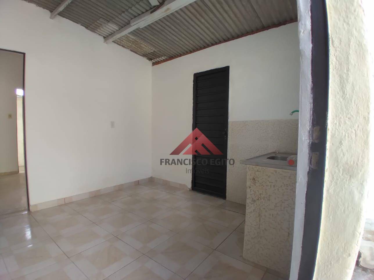 Casa à venda com 2 quartos, 100m² - Foto 11