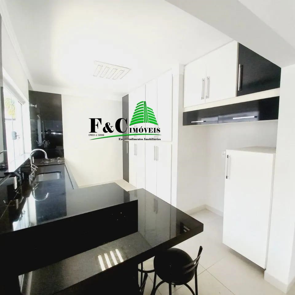 Casa de Condomínio para alugar com 3 quartos, 450m² - Foto 30