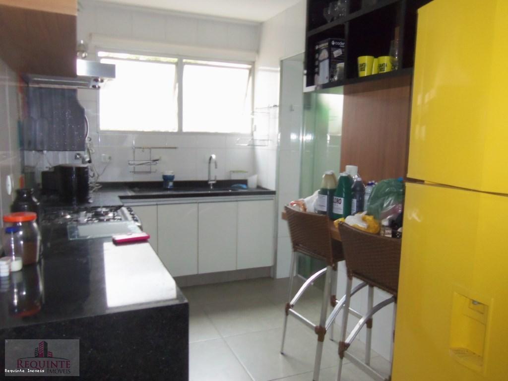 Apartamento para alugar com 2 quartos, 62m² - Foto 25