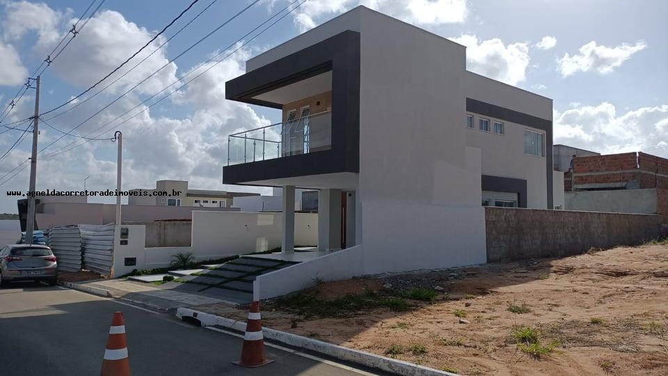 Casa de Condomínio à venda com 4 quartos, 200m² - Foto 5