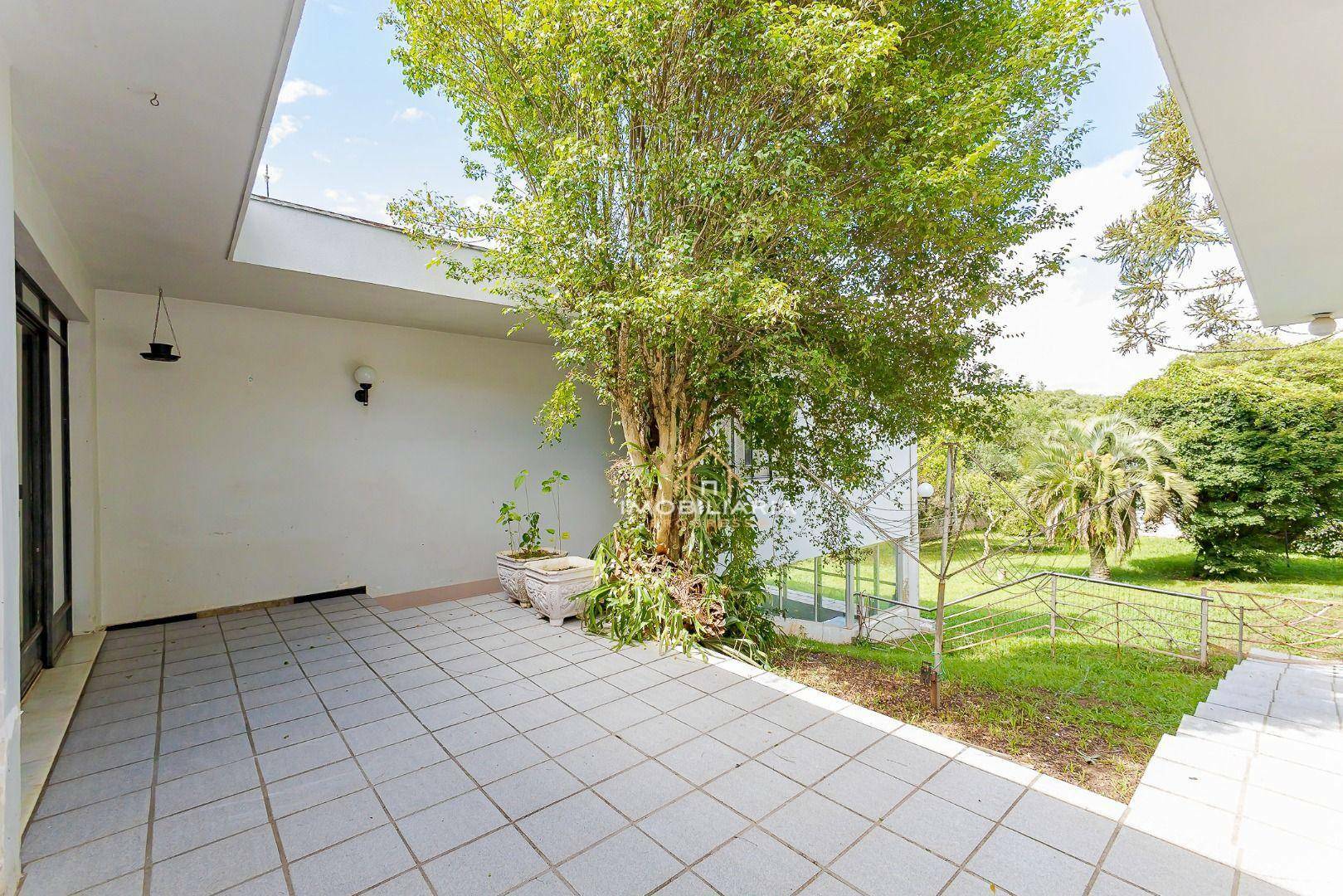 Casa para alugar com 4 quartos, 285m² - Foto 36