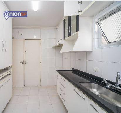 Apartamento à venda com 2 quartos, 76m² - Foto 9