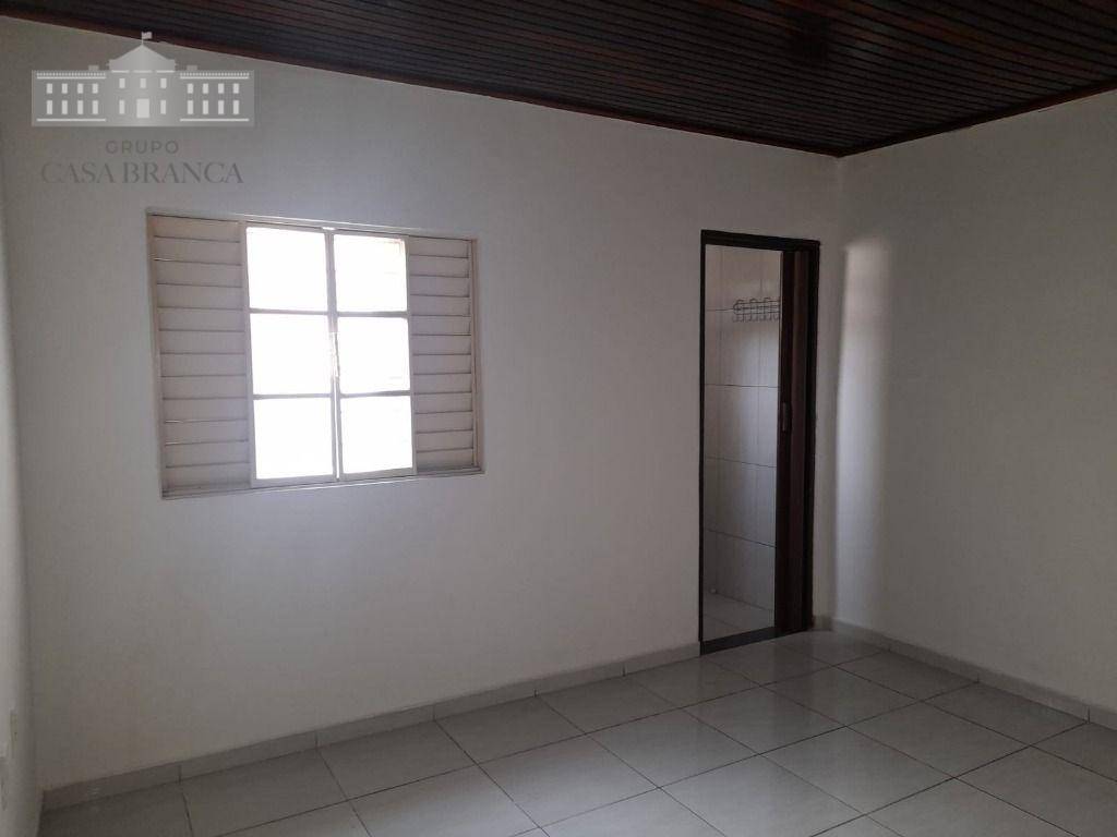 Casa à venda com 5 quartos, 130m² - Foto 22