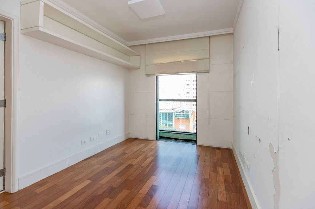 Apartamento à venda com 4 quartos, 255m² - Foto 34