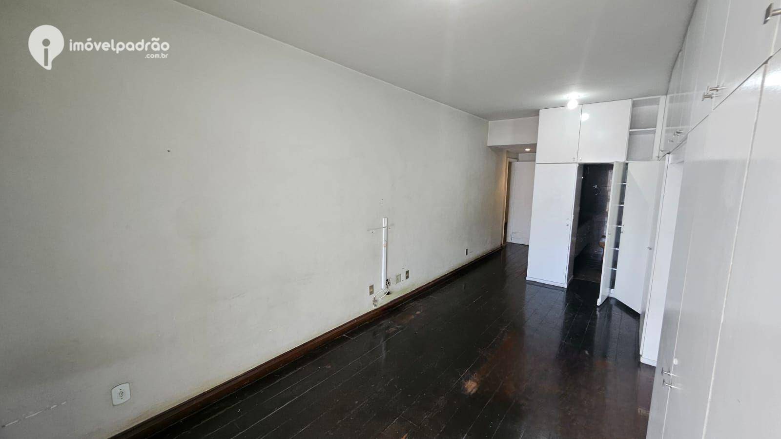 Apartamento à venda e aluguel com 3 quartos, 220m² - Foto 20