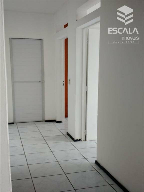 Apartamento para alugar com 2 quartos, 70m² - Foto 8